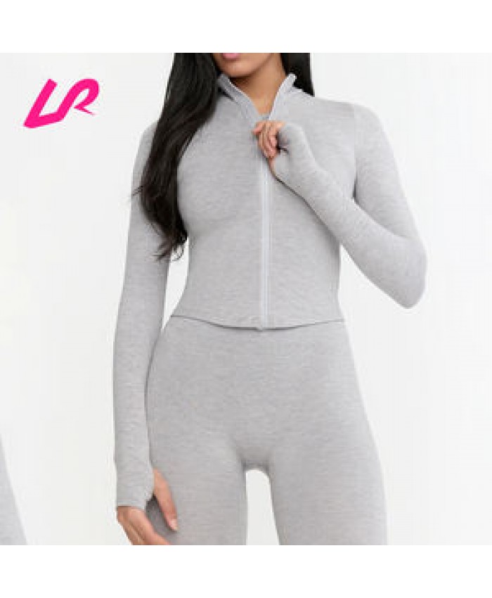 2024 Custom Logo Wholesale Women Plain Jackets Breathable Quick Dry Zip Up Active Outer Wear Yoga Training Fitness Jacket